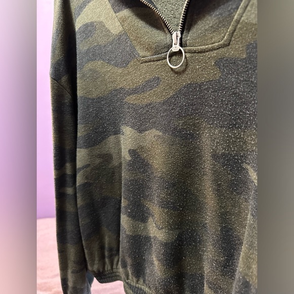VS PINK camo tracksuit - Picture 5 of 6